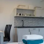 Kiwi 3*