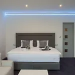 Kiwi 3*