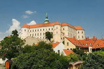 Kiwi Vendégház Mikulov