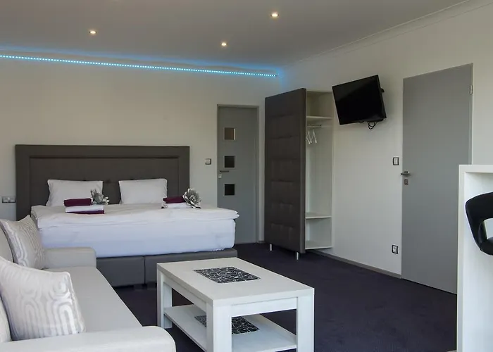 Kiwi Pensionat 3*